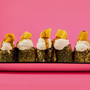 Hot Rolls di Salmone, Philadelphia, Mango e teriyaki 6pz